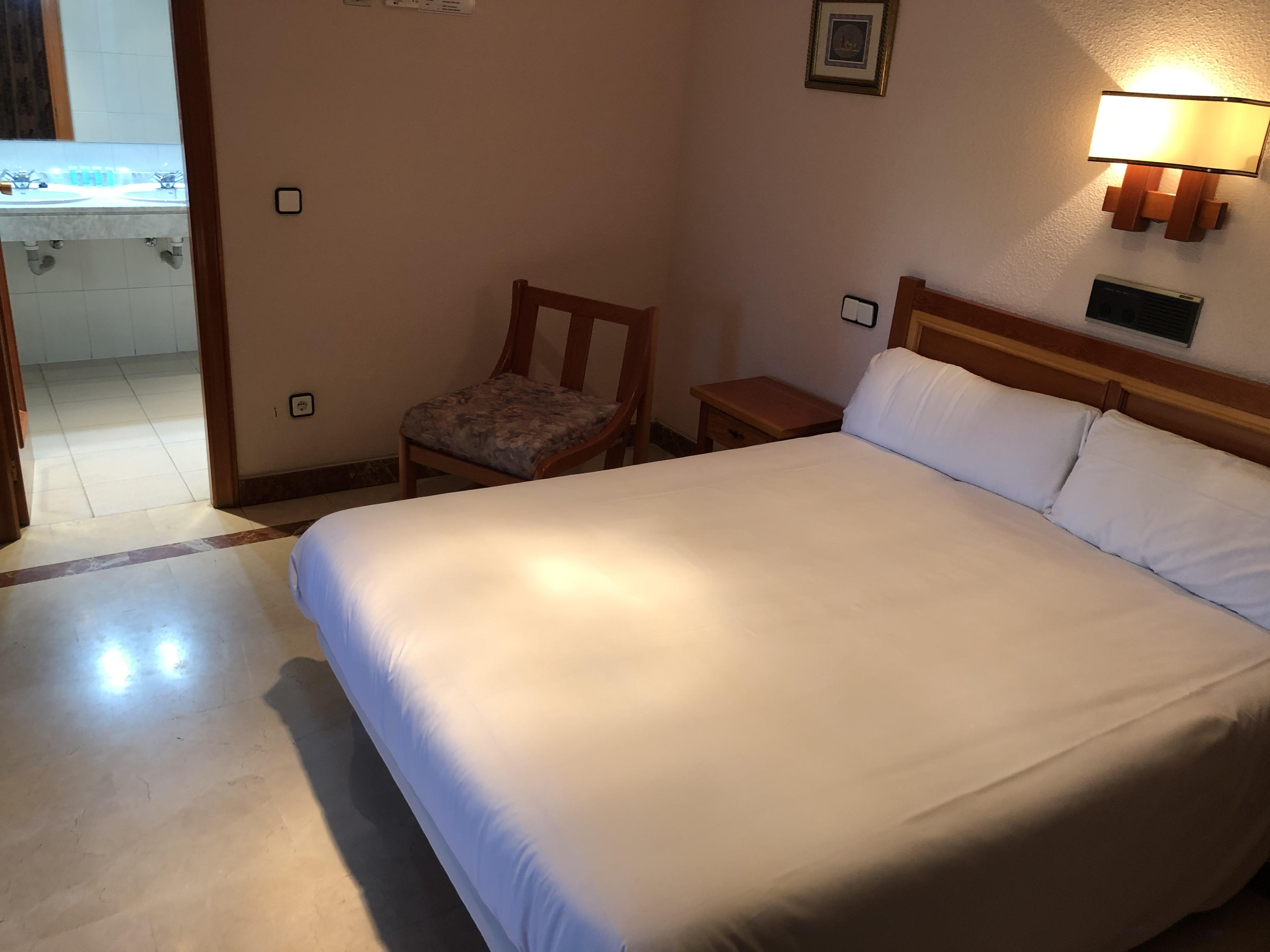 Hospedium Hotel Castilla Torrijos Luaran gambar