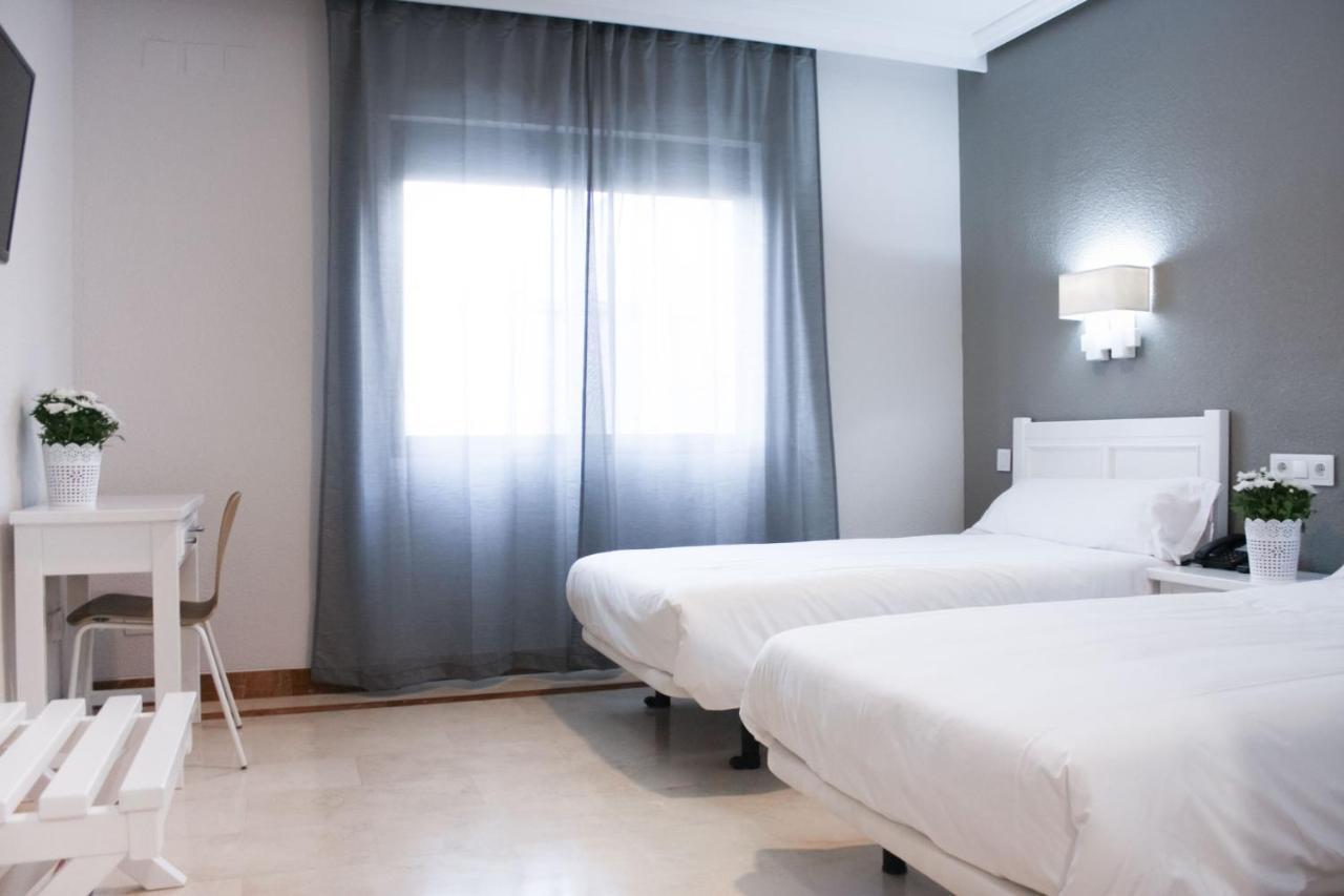 Hospedium Hotel Castilla Torrijos Luaran gambar
