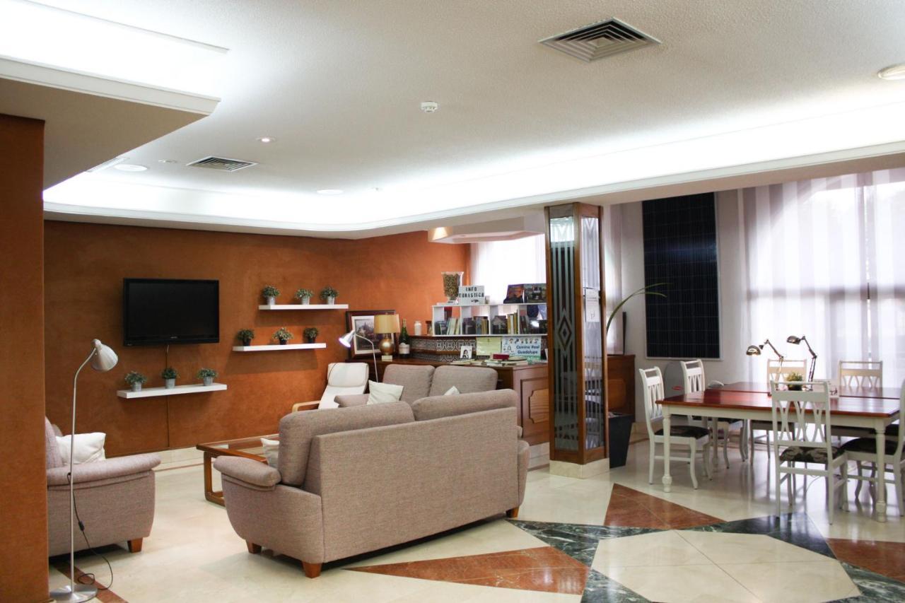 Hospedium Hotel Castilla Torrijos Luaran gambar