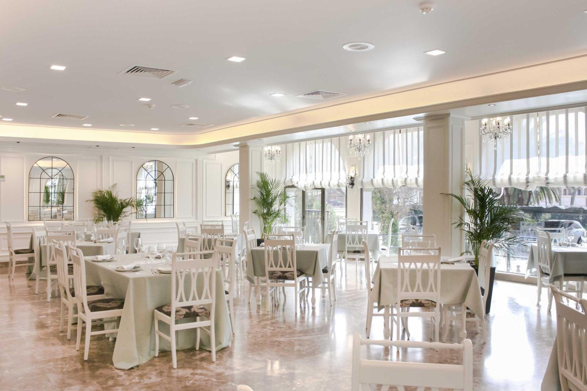 Hospedium Hotel Castilla Torrijos Luaran gambar